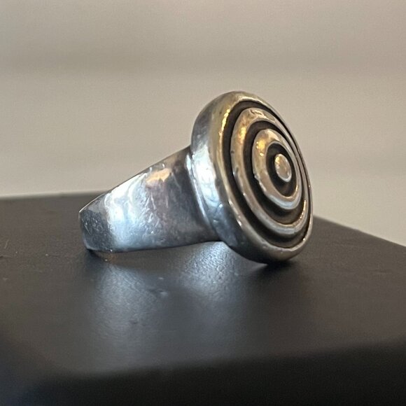Vintage Lisa Jenks Heavy Silver Ring - Sz 7 - Picture 2 of 8